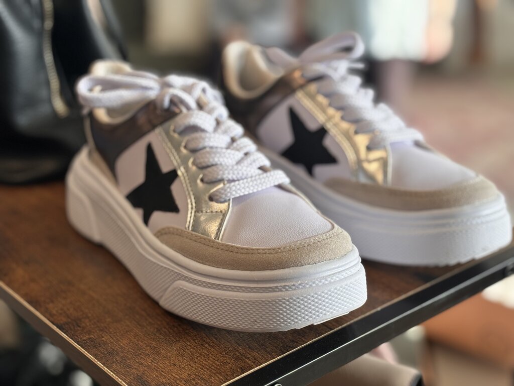 Aria Star Sneaker