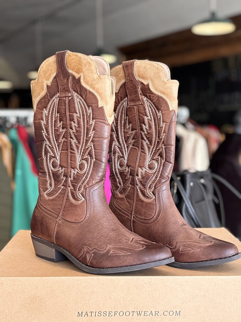 Coconuts by Matisse Brown Cowboy Boots