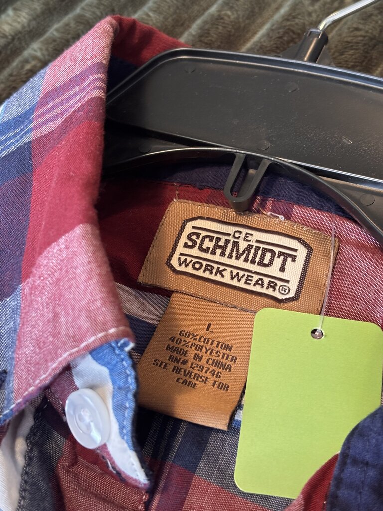 Schmidt Men's Plaid Button-Up Shirt